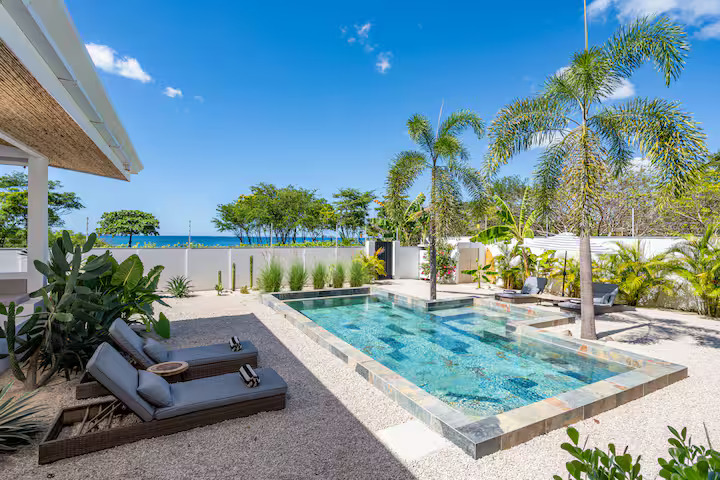Villa con piscina y vistas al mar en República Dominicana
