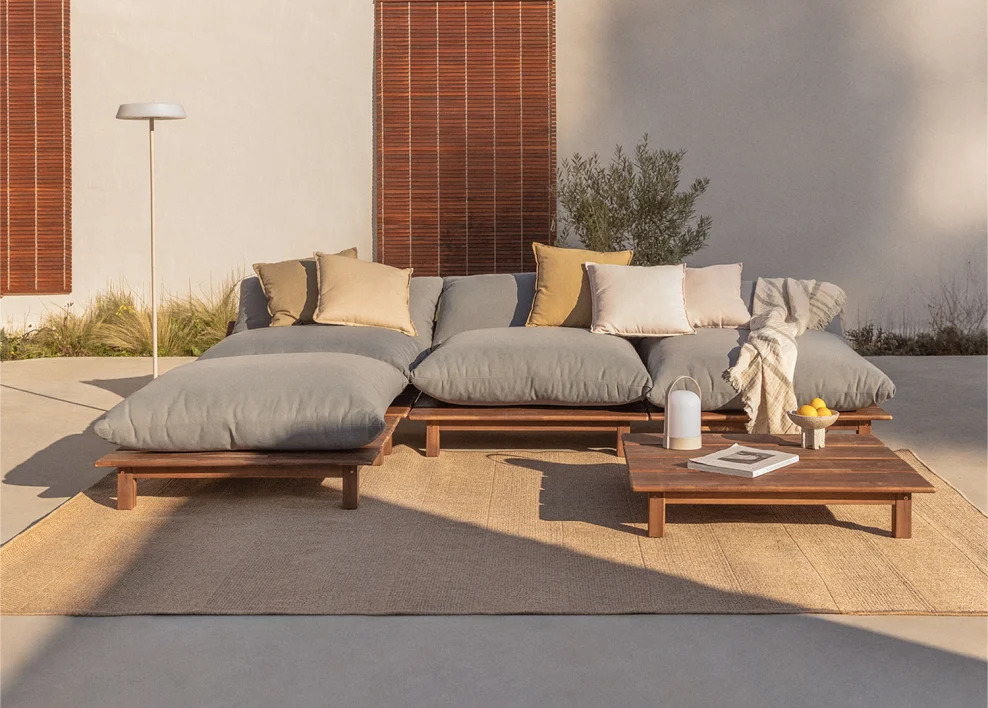 Sofá modular de exterior en terraza